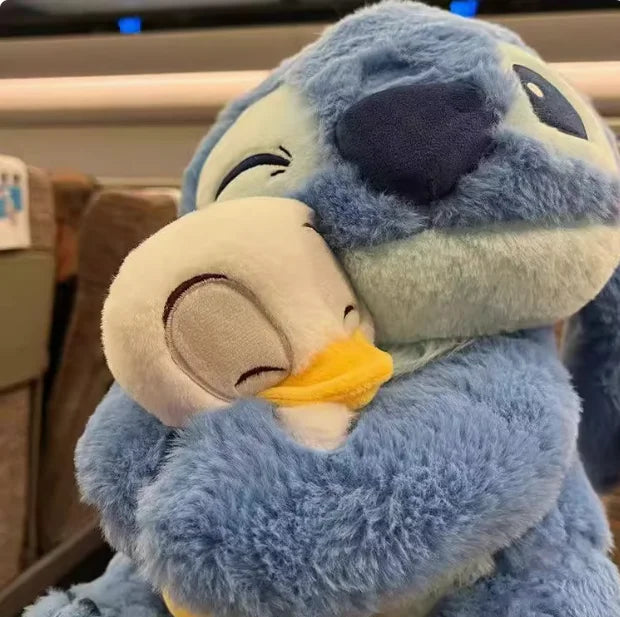 Classic Blue Alien Hugging Duckling Plush Toy - Cute Experiment 626 Duck Plushie Cushion - Kawaii Soft Fluffy Stuffed Animal Doll - Collectible Nostalgic Fan Gift for Kids Room, Bed & Desk Display - (35-80cm)