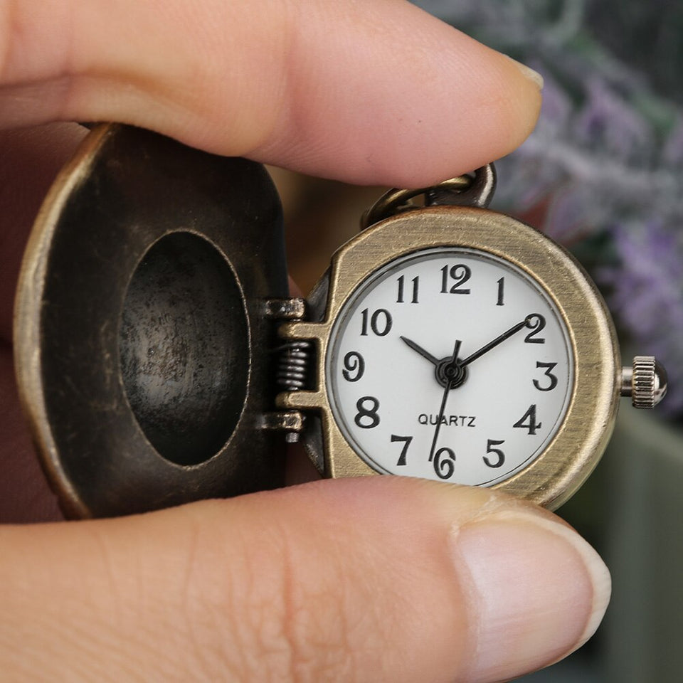 Vintage One Piece Luffy Hat Necklace Watch