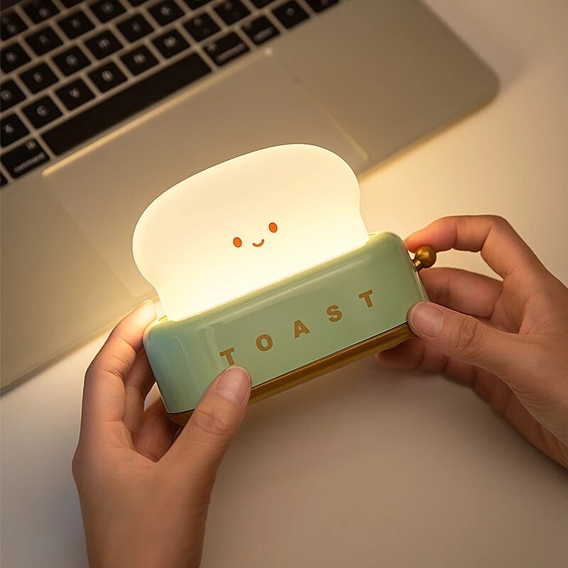 Cute Toaster Shape Night Light Lamp