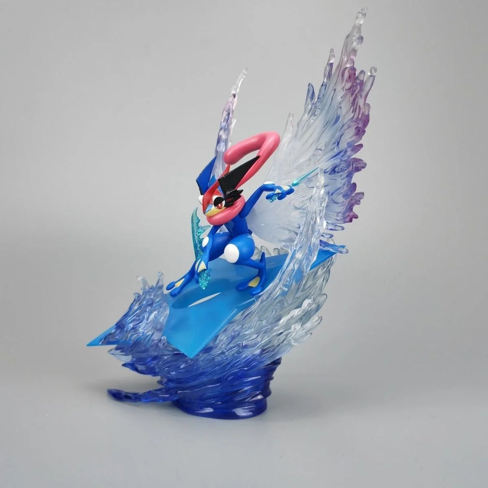 Pokémon Ash-Greninja Water Shuriken Diorama Statue - Dynamic Water & Crystal FX Action Figure - Collectible Anime Desk Statue & Gaming Setup Display - 23CM