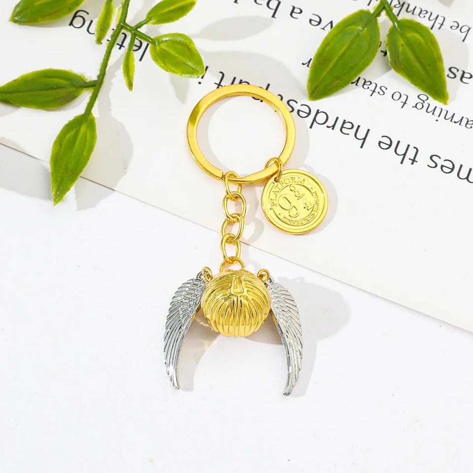 Harry Potter Golden Snitch Keychain - Handcrafted Quidditch Seeker Pendant & Backpack Accessory - Vintage Movie Replica Jewelry Gift