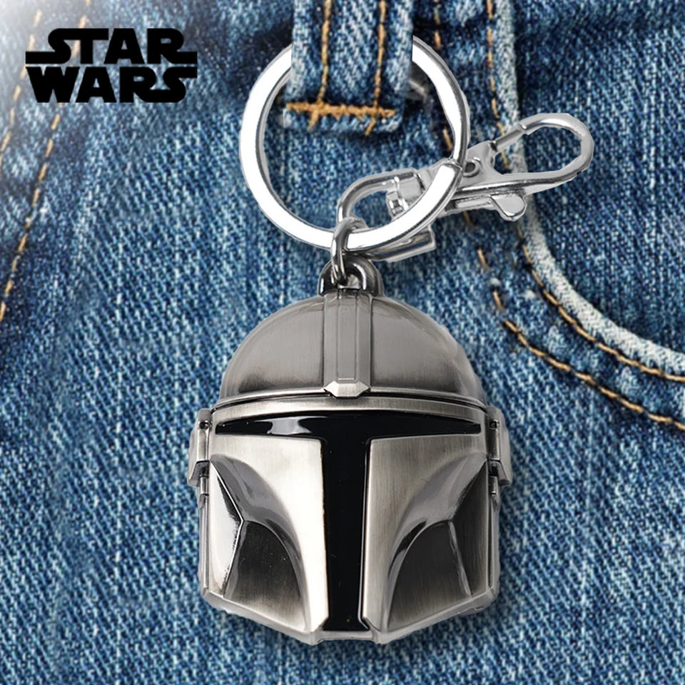 Star Wars Mandalorian Helmet Pewter Keyring - Premium Metal Beskar-Inspired Keychain - 3D Sculpted Mando Helmet Bag Charm - Galactic Bounty Hunter Accessory & Gift for Fans