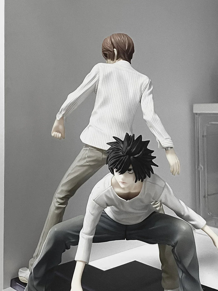 Anime Psychological Thriller Action Figure Set - L Lawliet & Light Yagami Collectible Statue - Dynamic Crouching Dual Character Display Scene Model - Premium Desktop Toy Gift for Manga & Otaku Fans