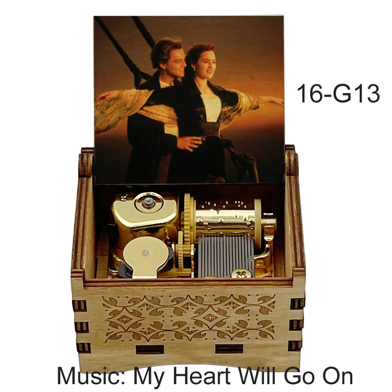 Titanic "My Heart Will Go On" Hand-Crank Wooden Music Box - Laser-Engraved Jack & Rose Movie Scene - Romantic Anniversary & Valentine's Day Gift - Vintage Musical Keepsake for Movie Lovers