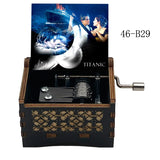 Titanic "My Heart Will Go On" Hand-Crank Wooden Music Box - Laser-Engraved Jack & Rose Movie Scene - Romantic Anniversary & Valentine's Day Gift - Vintage Musical Keepsake for Movie Lovers