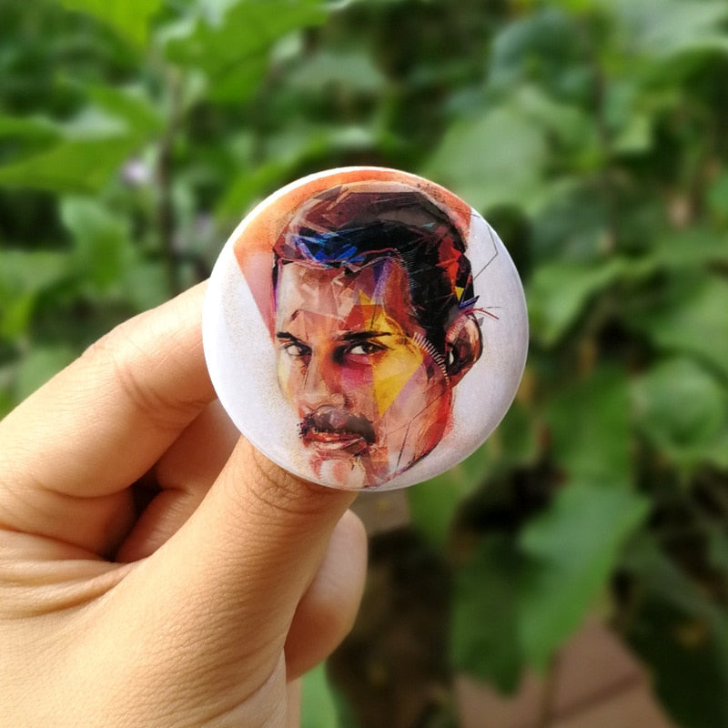 The Queen  Freddie Mercury  Metal Badges