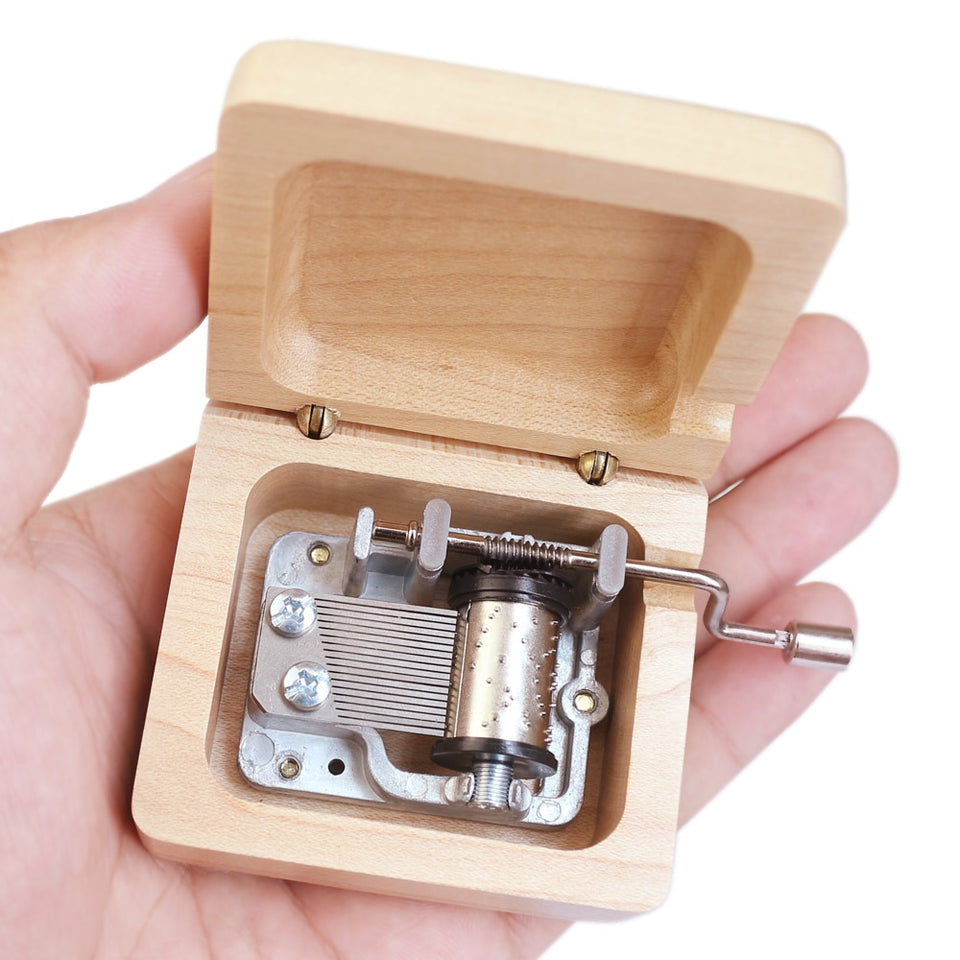 Edith Piaf's (La Vie En Rose) - Music Box